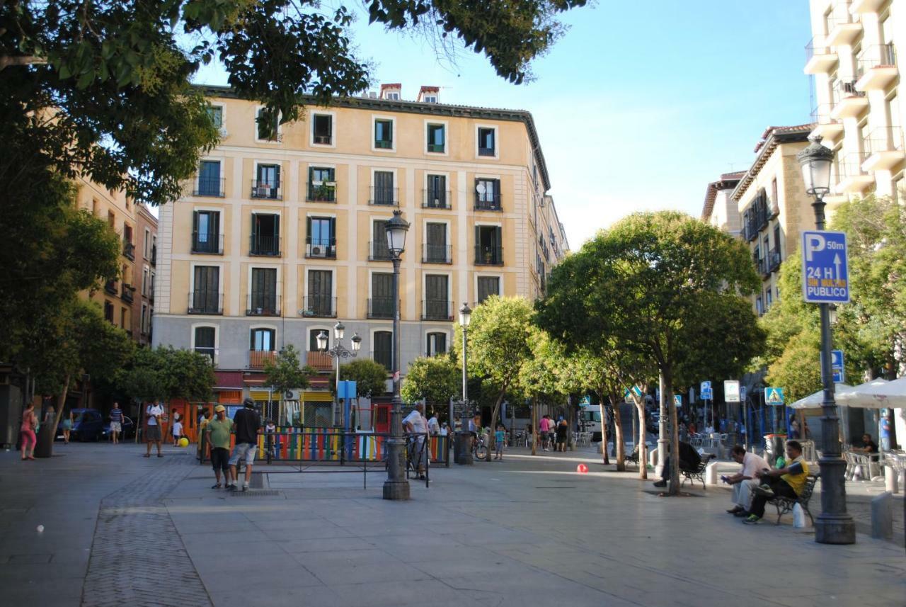 Apartment In Lavapies Madrid Center Eksteriør billede